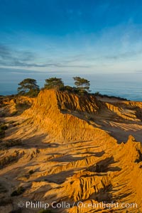 Broken Hill and view to La Jolla, from Torrey Pines State Reserve, sunrise, San Diego, California