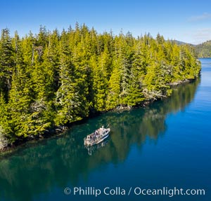 Dive Boat Hurst Island, Browning Pass, aerial photo, Canada