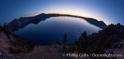 Panoramic picture of Crater Lake at dawn, sunrise, morning, panorama of Crater Lake National Park