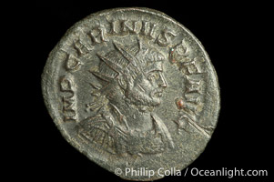 Roman emperor Carinus (283-284 A.D.), depicted on ancient Roman coin (bronze, denom/type: Antoninianus) (Antoninianus 23mm; F 15. S 3464. Obverse: IMP CARINVS P F AVG. Reverse: FELICIT PVBLICA.)