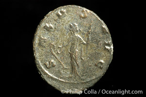 Roman emperor Claudius II Gothicus (268-270 A.D.), depicted on ancient Roman coin (bronze, denom/type: Antoninianus) (Antoninianus EF. Obverse: IMP C CLAVDIVS AVG. Reverse: SALVS AVG.)
