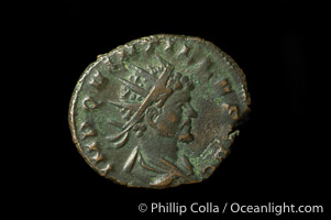 Roman emperor Quintillus (270 A.D.), depicted on ancient Roman coin (bronze, denom/type: Antoninianus)