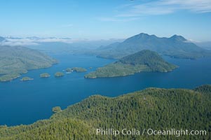 Flores Island (foreground) and Clayoquot Sound, aerial photo, near Tofino on the west coast of Vancouver Island