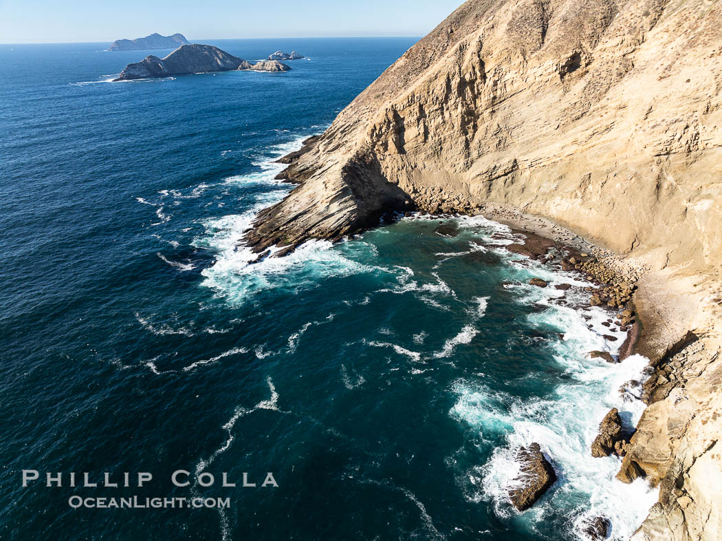 Elephant Seal Cove and South Coronado Island, viewed from the south, with Middle Island and North Island in the distance. Coronado Islands (Islas Coronado), Baja California, Mexico, natural history stock photograph, photo id 40749