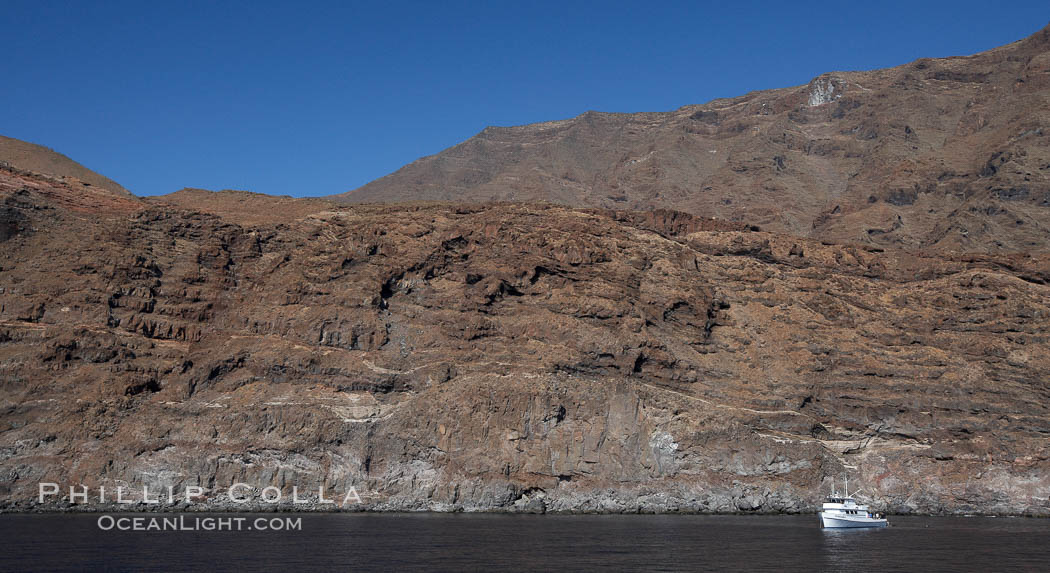 Volcanic cliffs, north end of Guadalupe Island. Guadalupe Island (Isla Guadalupe), Baja California, Mexico, natural history stock photograph, photo id 21400